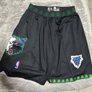 Minnesota timberwolves Men Mitchell n ness new L